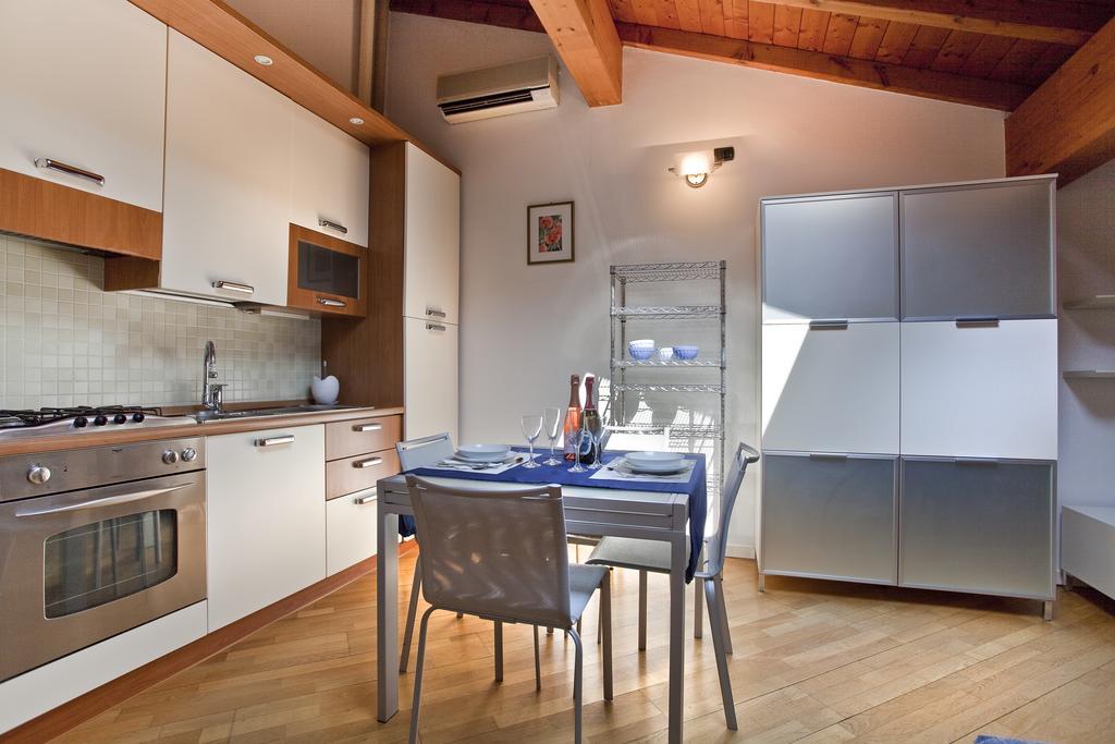 Apartamento La Colombina Verona Habitación foto